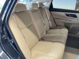車内もキレイで嫌な臭いもありません☆気になる方は内装のスチームクリーナーも施工可能です♪