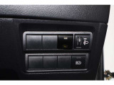 運転席右側の操作部です。