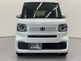 自社整備工場で点検整備をおこなってからお渡ししています。車検が残っている場合は『12ヶ月点検整備』を、車検整備付きの場合は『車検整備』をおこないます。整備費用は車両本体価格に含まれています。