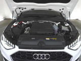 国内最大級のショールーム、Audi みなとみらいに併設するAudi Approved Automobile みなとみらいでは、コンパクトからハイエンドまで、幅広いモデルを展示場に約20台展示しています。