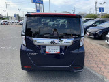 「バックフォルム」です。トランク・ラゲッジスペースには、多くの荷物を入れることが可能です。