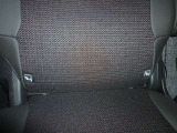 【ISOFIX(アイソフィックス)】お子様がいらっしゃるご家庭は必見!後席にチャイルドシートを直接金具に固定出来るISOFIX規格対応の座席です♪シートベルトのみを使用しての固定よりも安定します!