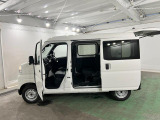 自動車保険もお任せください♪ もしもの時もダイハツ直営店舗が対応をさせていただきます。修理工場と保険の窓口は一緒が安心(^^)/