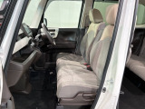 豊富に在庫を取り揃えています。 軽自動車からミニバン、セダン、SUV、話題のハイブリッド車などなど続々入荷中です!