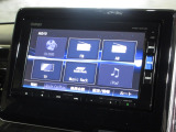 ナビゲーションは純正メモリーナビ(VXM-185VFi)を装着しております。AM、FM、CD、DVD再生、Bluetooth、音楽録音再生、フルセグTVがご使用いただけます。