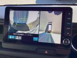 バックカメラも装備しております。車庫入れの苦手なお客様も安心!重宝してくれます!