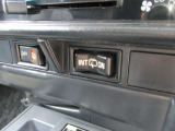 4WD/オートマ/サンルーフ/ナビ/TV/アルミホイール/エアコン/ナビ/ドアバイザー/フロアマット/エアコン/パワーウィンドウ/