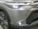 LEDヘッドライトです。デザイン性がよくとても明るいので、夜間の走行や悪天候でも安心です。しかも長寿命!