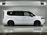 納車前には、当社メカニックによる『プロの視点』で、安全かつ安心して気持ちよくお乗りいただける整備を行います。詳しくはスタッフまで。