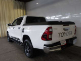 ハイラックス 2.4 Z ディーゼル 4WD 
