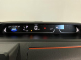 【メーターパネル】シンプルなデザインのメーターパネルは視認性が良く、必要な情報を運転手に分かりやすく伝えてくれます♪