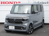 当社試乗車、業務車のN-BOXカスタム(コーディネートスタイル モノトーン)が入庫です。内外装ともにきれいなお車です。