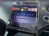 メルセデス・ベンツの定める厳しい基準をクリアしたお車のみをご案内させて頂きます。納車前整備はメーカー規定に基づき最大100項目にも及ぶ点検を熟練のメカニックによって行いご納車させて頂きます。