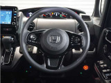 ◆ハンドル全体◆各種スイッチがハンドルから手を放さず操作できるので運転中でも楽に操作できます。