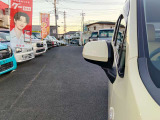 国道50号線沿い、目立ちます♪お気軽にお立ち寄りください!