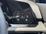 先進的なタッチ式のライトスイッチです。IQ LIGHT リアフォグランプをコントロールします。