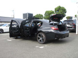 専門教育を受けた営業スタッフがお車選びからご購入後のケアまで丁寧にサポート。ご希望条件にぴったりの一台をご提案します。