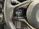 ステアリングにオーディオ操作スイッチが付いています。オーディオ画面に直接タッチしなくても操作が出来ますので、運転に集中できます。