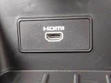 ナビとスマートフォンや対応機器を接続できるHDMI端子装備。