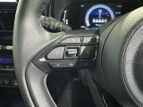 ステアリングスイッチ装備!運転しながら手元でオーディオの操作などができます。