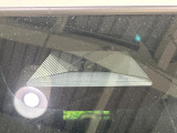 【ホンダセンシング】走行中に前方の車両等を認識し、衝突しそうな時は警報とブレーキで衝突回避と被害軽減をアシスト。より安全にドライブをお楽しみいただけます。