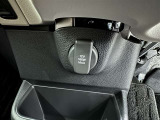 シガーソケット用の充電器が使用可能です!