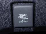 アクセサリーソケット機能付きです。消費電力120W(10A)以下のアクセサリーに、直流12Vの電源を供給します。