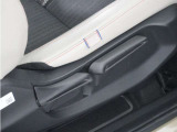 ◆シートハイトアジャスター◆運転席を上下に高さ調節ができます!運転ポジションを体格に合わせてシート調整できます。