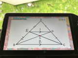 画面にテレビ番組を表示でき、停車中の休憩時間などに映像を楽しめます。操作画面から選局や映像の切り替えができ、車内で過ごす時間の楽しみを広げます。