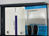 スマートキーは鍵をバッグに入れたままでもドアロックの開閉やエンジンのON・OFFができます。夜間や雨の日も鍵を探さなくて良いので便利です。