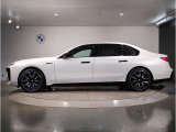 ☆BMWは自動車メーカーとしてのアイデンティティ&hellip;BMWらしさを守るため頑なに前後重量配分50:50にこだわり続けています☆
