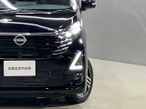 【ハイビームアシスト】暗い道も対向車のライトや周辺の明るさに合わせてハイビームとロービームを自動切り替え★