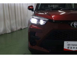 LEDライト装着で夜間走行も安全!前方だけでなく左右方向へも広範囲に照らすことができますので安心です!