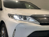 LEDヘッドライトです。デザイン性がよくとても明るいので、夜間の走行や悪天候でも安心です。しかも長寿命!
