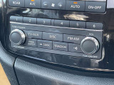 フルセグTV以外にもCD/DVDやBluetoothなどにも対応しております。