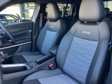 背面にはJeepのロゴ入り