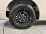 タイヤサイズは195/80R15 107/105N LTです♪