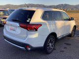 アウトランダー 2.4 24G セーフティーパッケージ 4WD