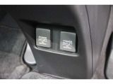 後部座席用にもシガーソケットが付いているので、車から電源を取ることが出来ます!