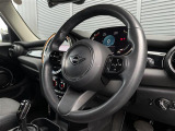 ◆LIBERALAは、輸入車選びの新たなスタイルを提案するインポート・セレクト・ブランドです。オーナー様となる方がクルマから直接感じる感性を第一にした、最良の一台との出会いをコーディネートいたします。