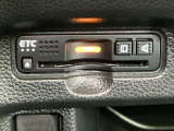 【ETC車載器】もはや必須アイテムのETCを搭載!高速道路のご利用時にとても便利!わずらわしい料金所での現金支払いが不要となりスムーズに通過できます♪
