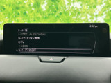 USBやスマートフォン連携、テレビ、HDMIなどの項目が並び、用途に応じて選択できます。表示内容を確認しながら使えるので、日々の移動中にも便利に活用できます。