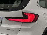 BMW伝統のL字型テールライト