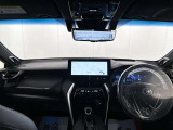 落ち着いたカラーの内装で、ゆったりと運転したい方に。