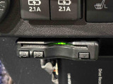 ETCカードを挿入することで高速道路をキャッシュレスで通行。ETCスマートインターチェンジやETC専用インターチェンジが利用できたり、とても便利なアイテムです!