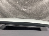 車速やナビのルート誘導などを表示してくれるアクティブ・ドライビング・ディスプレイ。視線や焦点調節が少なく済み、気持ちよく安全に運転を楽しめます。