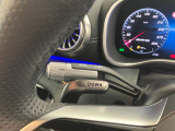 メモリー付きパワーシートが装備されている車両はシートの位置・ドアミラーの角度・ハンドルの位置を3名まで記憶出来ます。