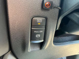 ★電動パーキングブレーキ★ブレーキペダルから足を離しても停車状態を保持できるオートブレーキホールド機能!スイッチを引き上げるだけで作動しアクセルを踏むと自動で解除します!