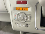 フルオートエアコンで1年中車内は快適!