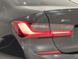 BMW伝統のL字型テールライト